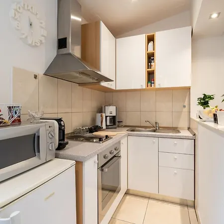 Studio La Luna Apartment *
