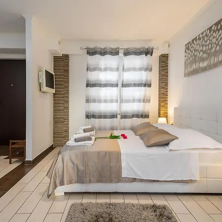 Apartment Studio La Luna *